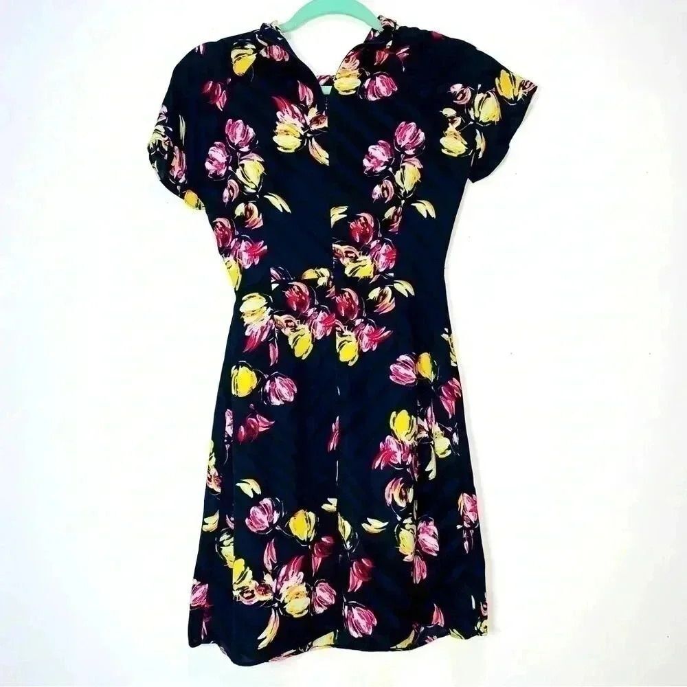 Banana Republic Navy Blue Floral Cutout Twist Neck Fit Flare Dress Size 2Petite - Picture 2 of 7